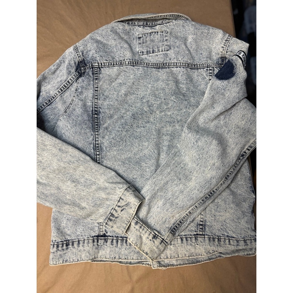 Men's Cotton-On Light Blue Stonewash Faded Trucker Jean Jacket Sz Medium - Picture 2 of 10